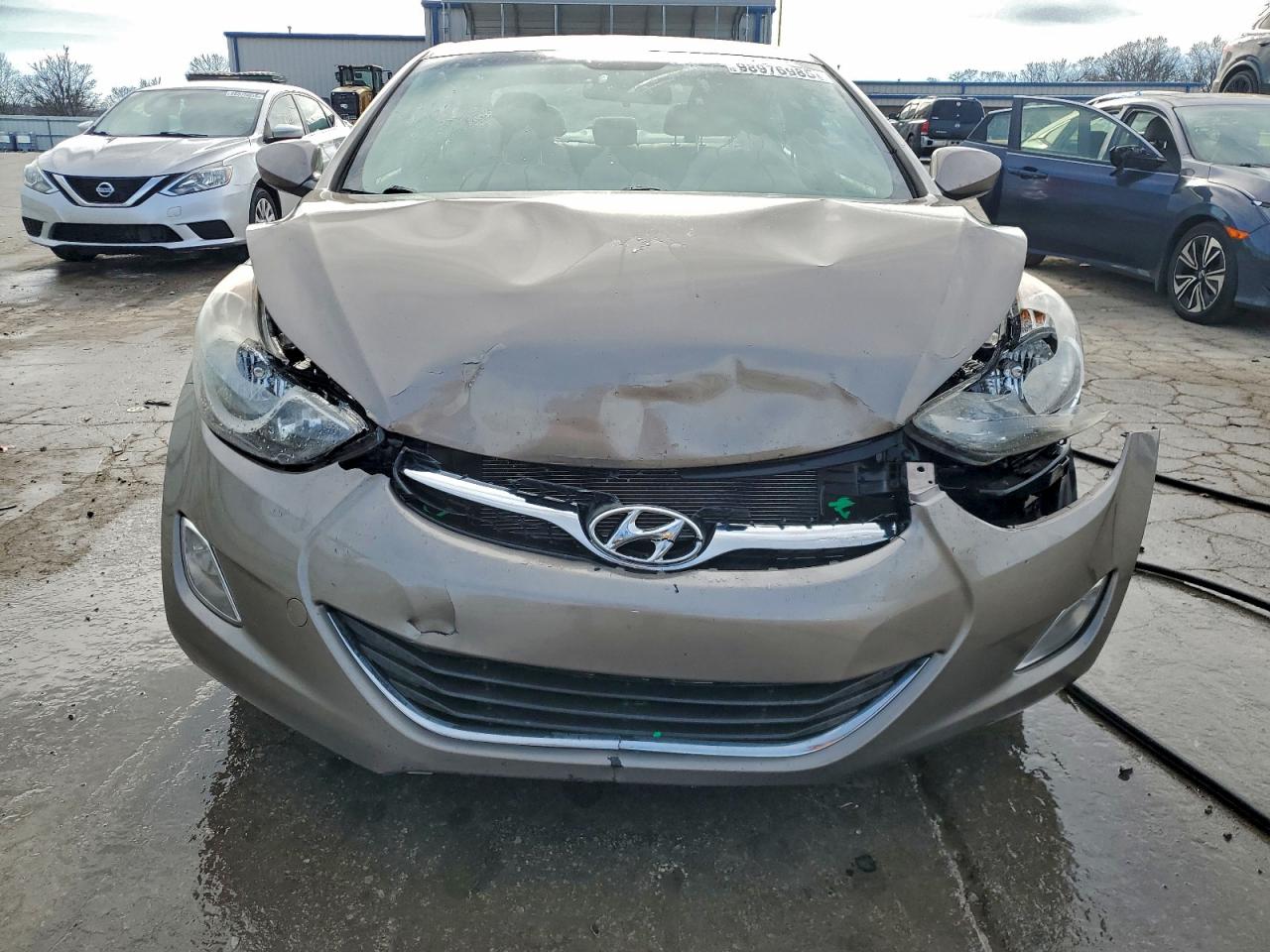 Hyundai ELANTRA Gls Image 4