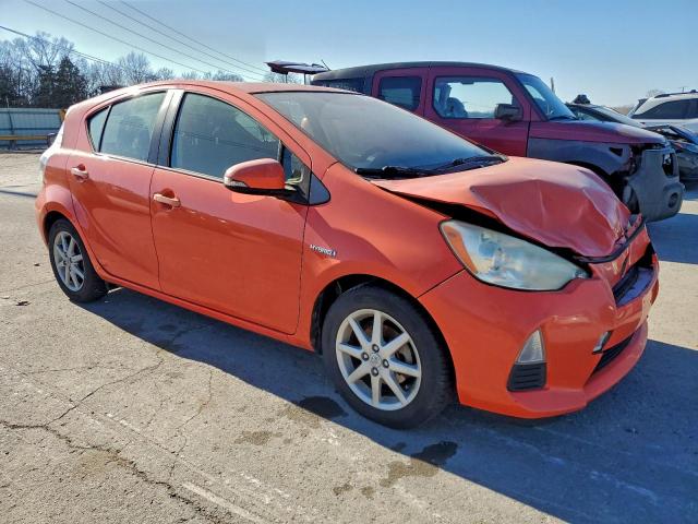 Toyota Prius Image 12