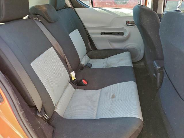 Toyota Prius Image 9