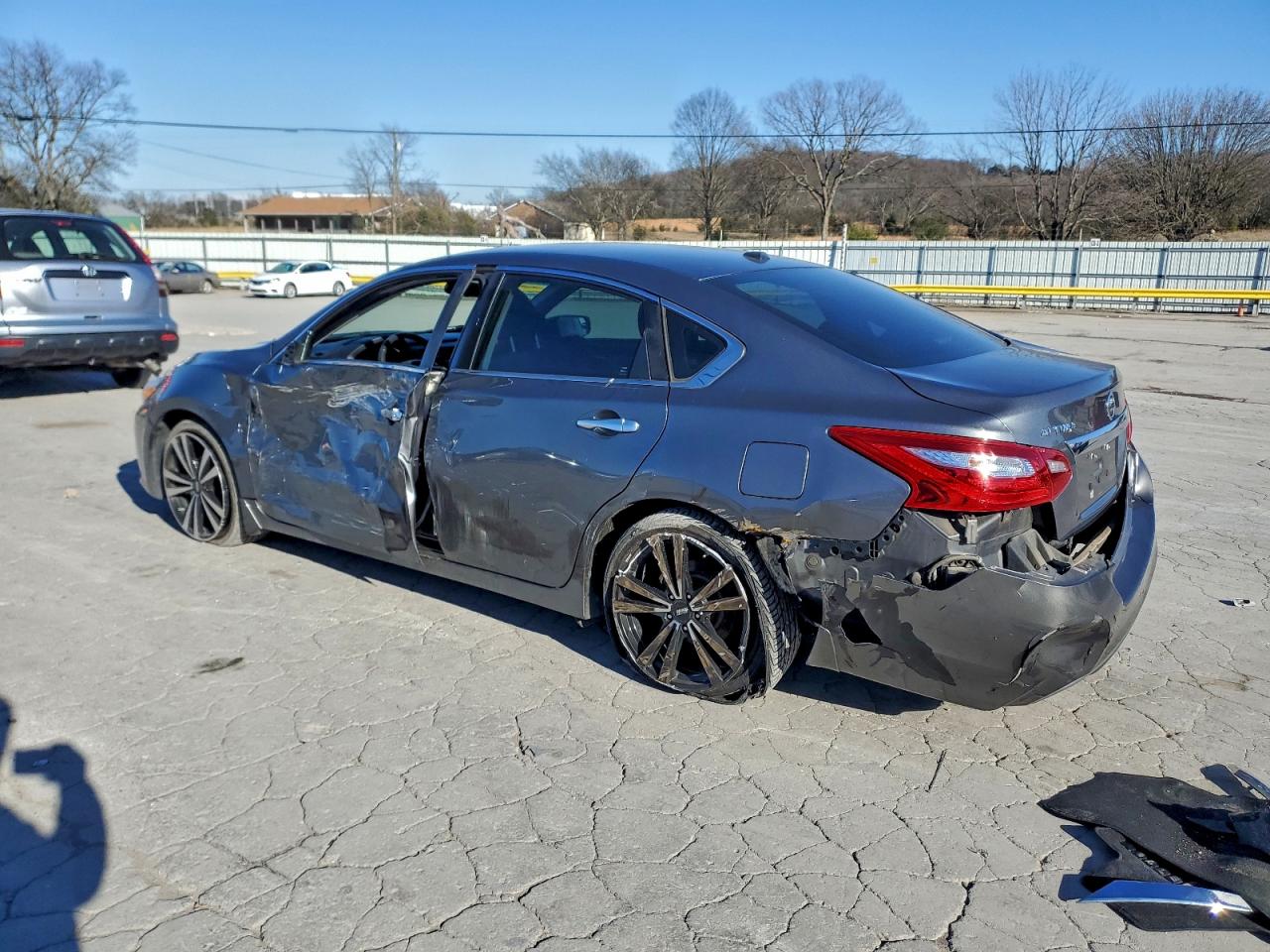 Nissan Altima 2.5 Image 8