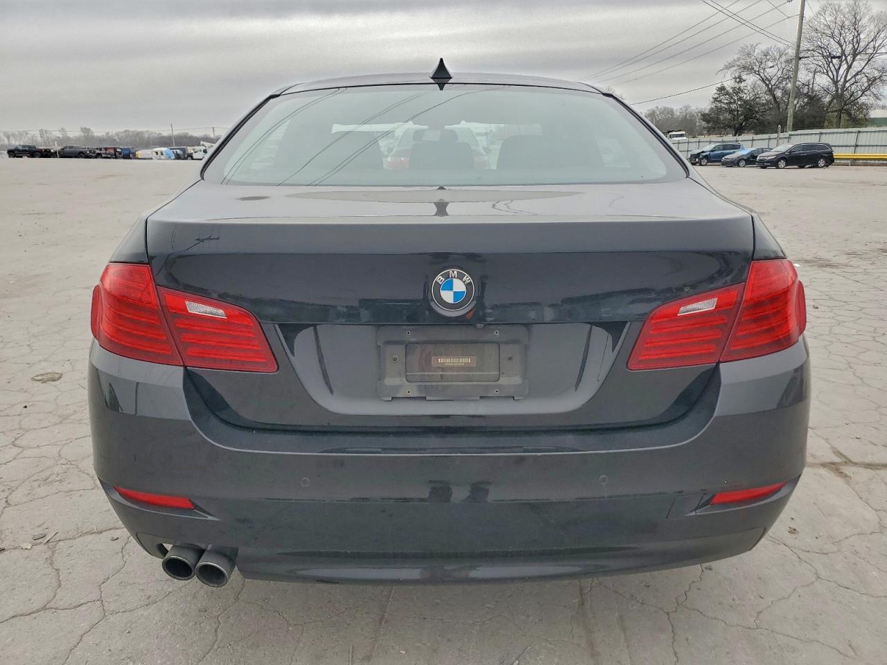 BMW 5 Series I Image 8