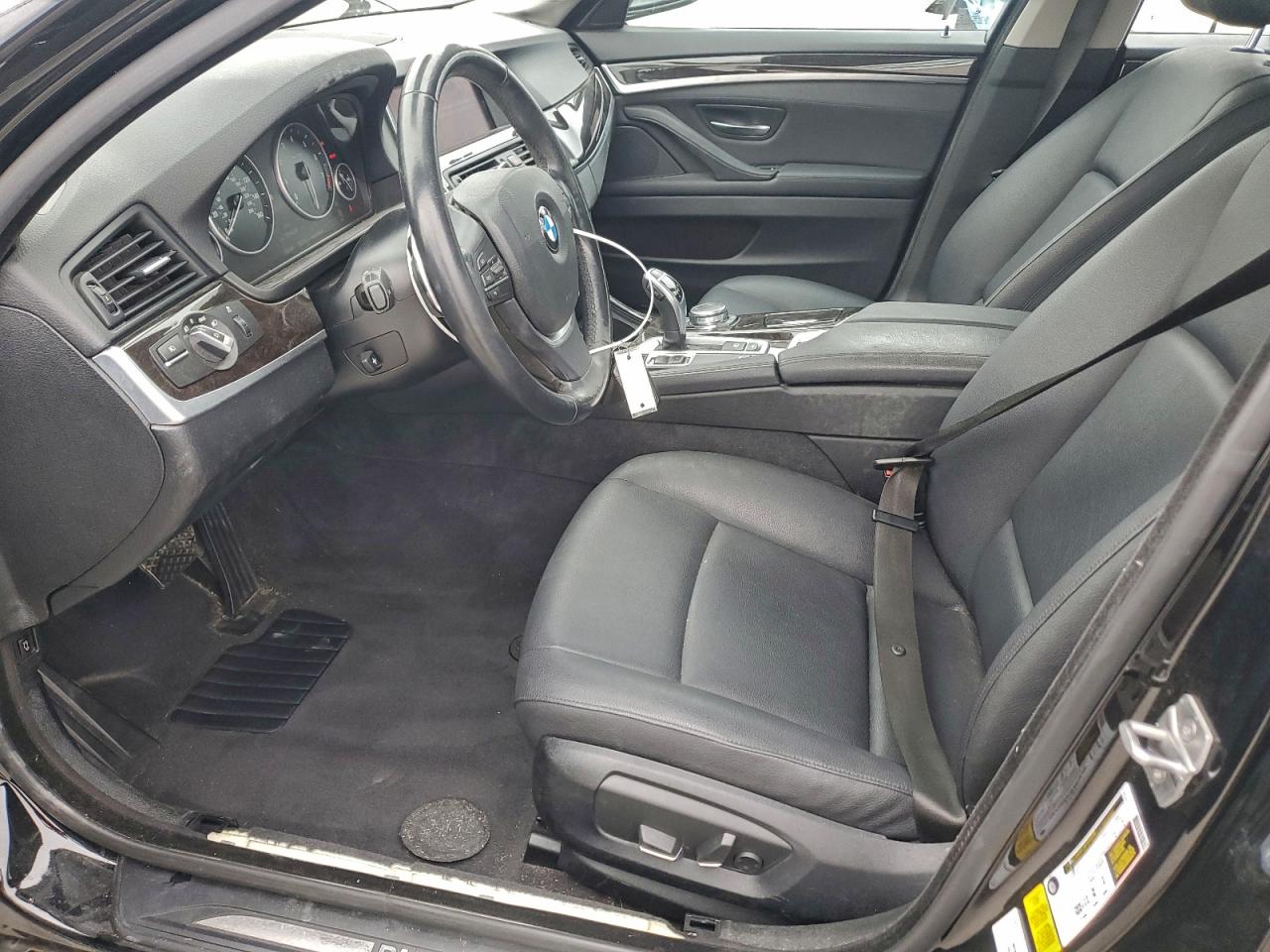 BMW 5 Series I Image 12