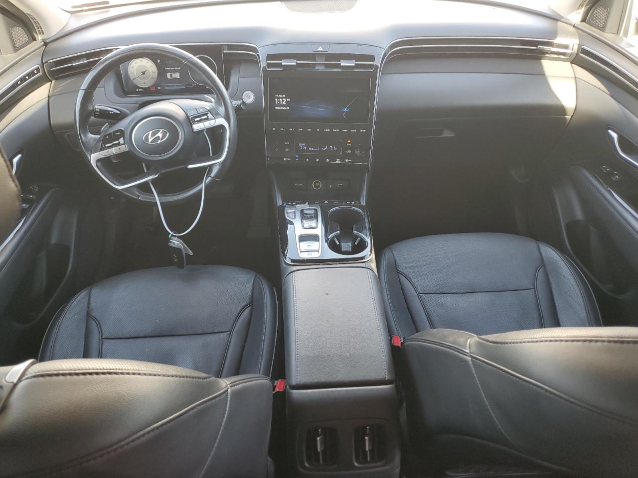 Hyundai TUCSON Limited Image 14