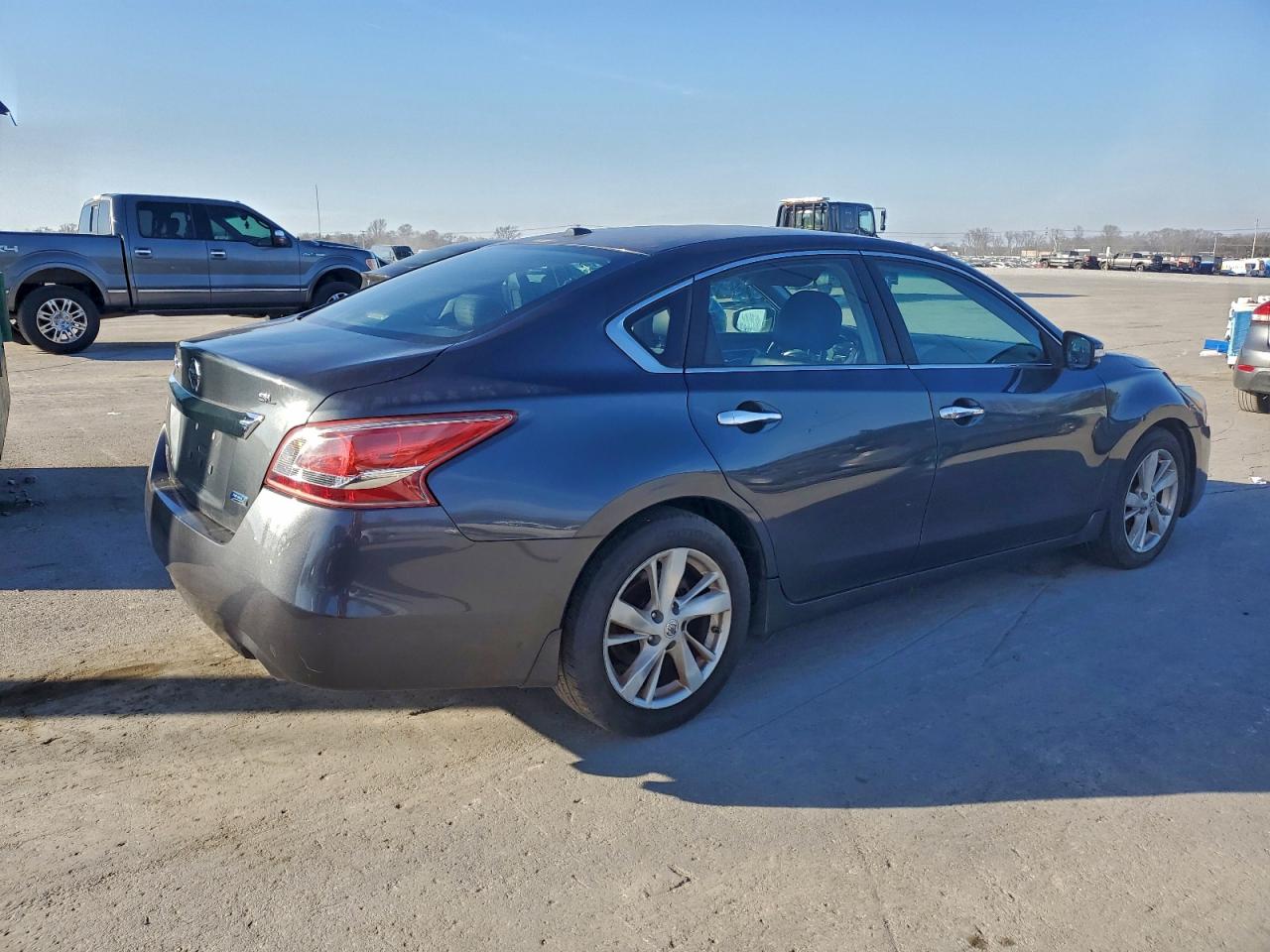 Nissan Altima 2.5 Image 12