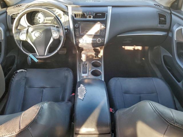 Nissan Altima 2.5 Image 8
