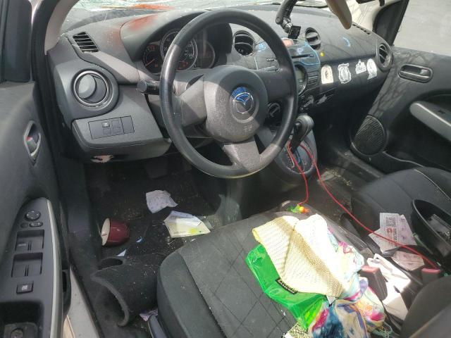 Mazda 2 Image 11
