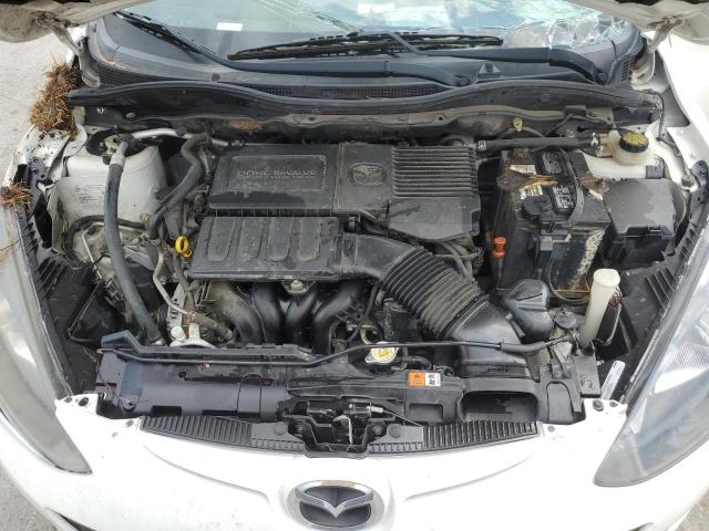 Mazda 2 Image 6