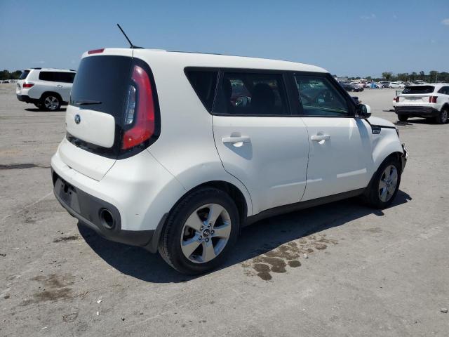 Kia Soul Image 3
