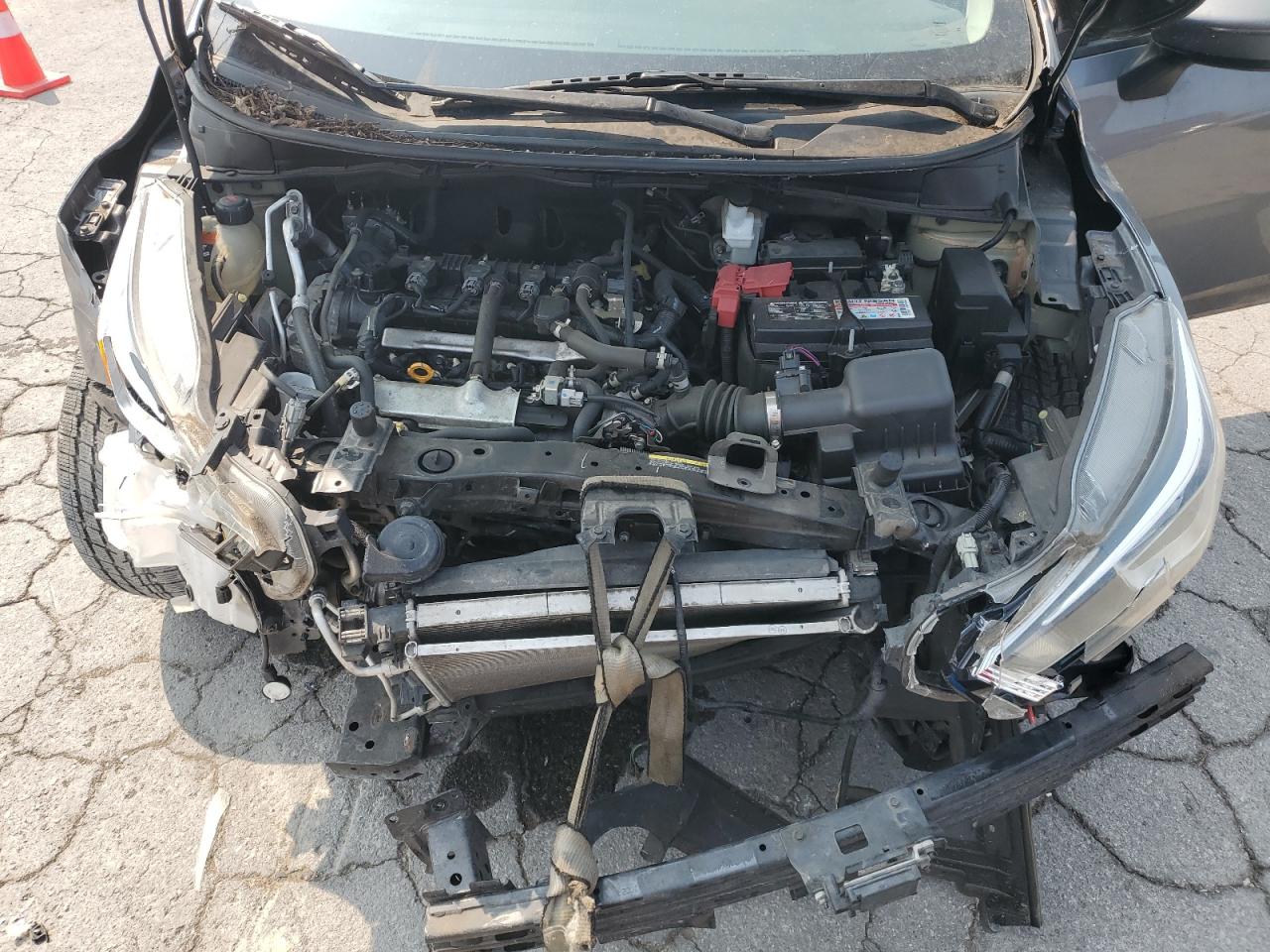 Nissan Versa Sv Image 13