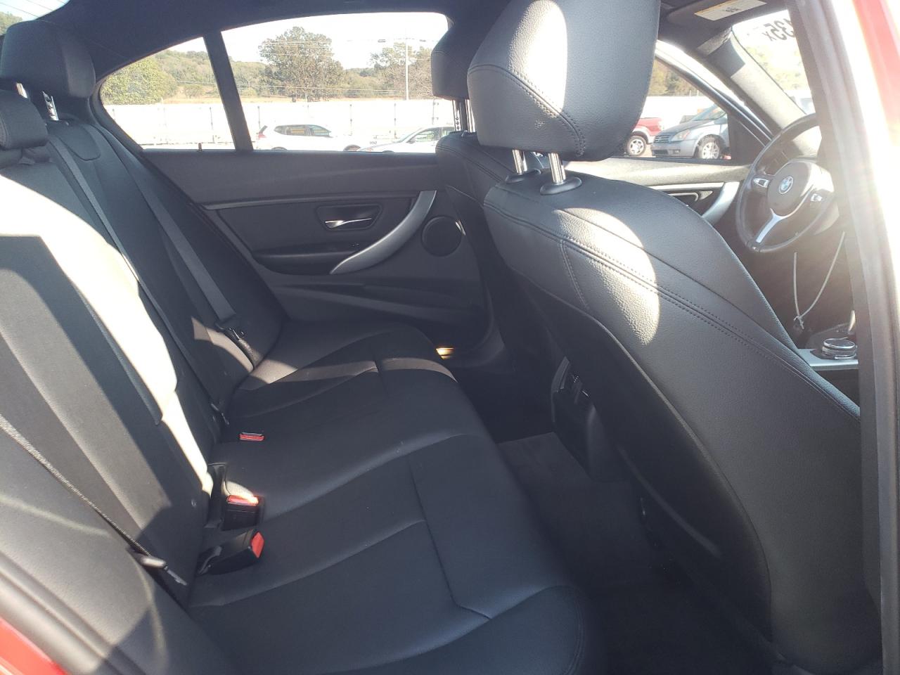 BMW 3 Series Xi Image 10