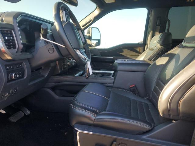 Ford F-450 Super Duty Image 8