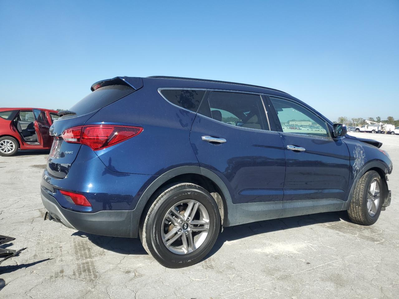 Hyundai SANTA FE Image 7