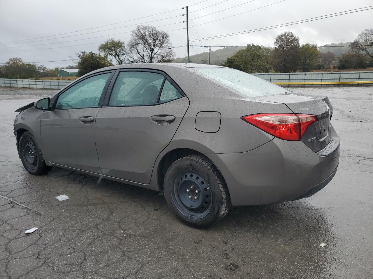 Toyota Corolla L Image 4