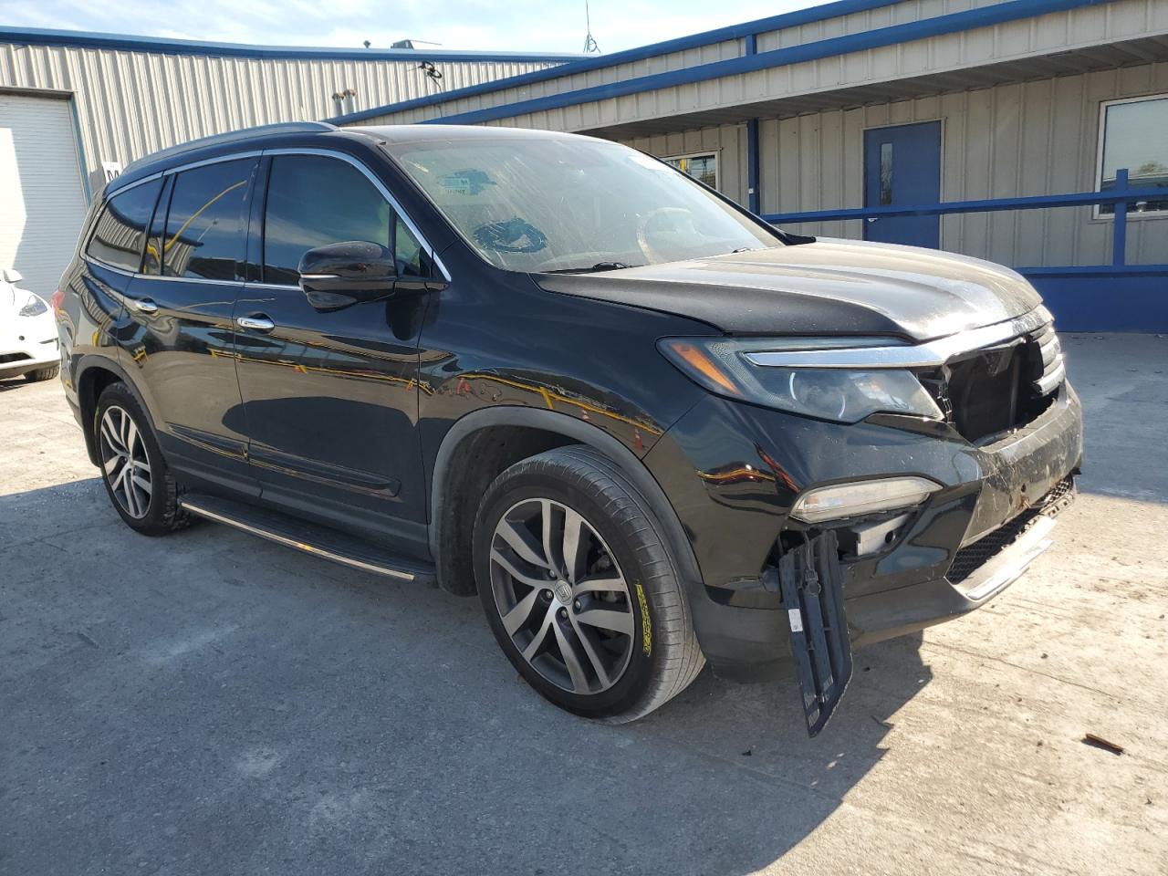 Honda Pilot Touring Image 6