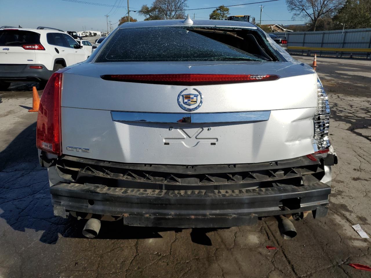 Cadillac CTS Image 2