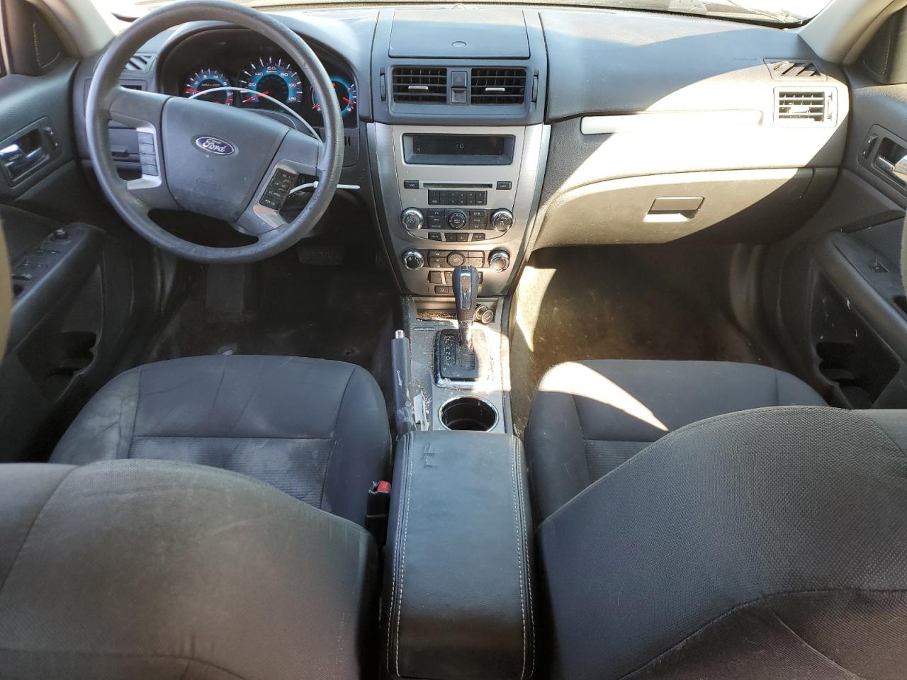 Ford Fusion Se Image 4