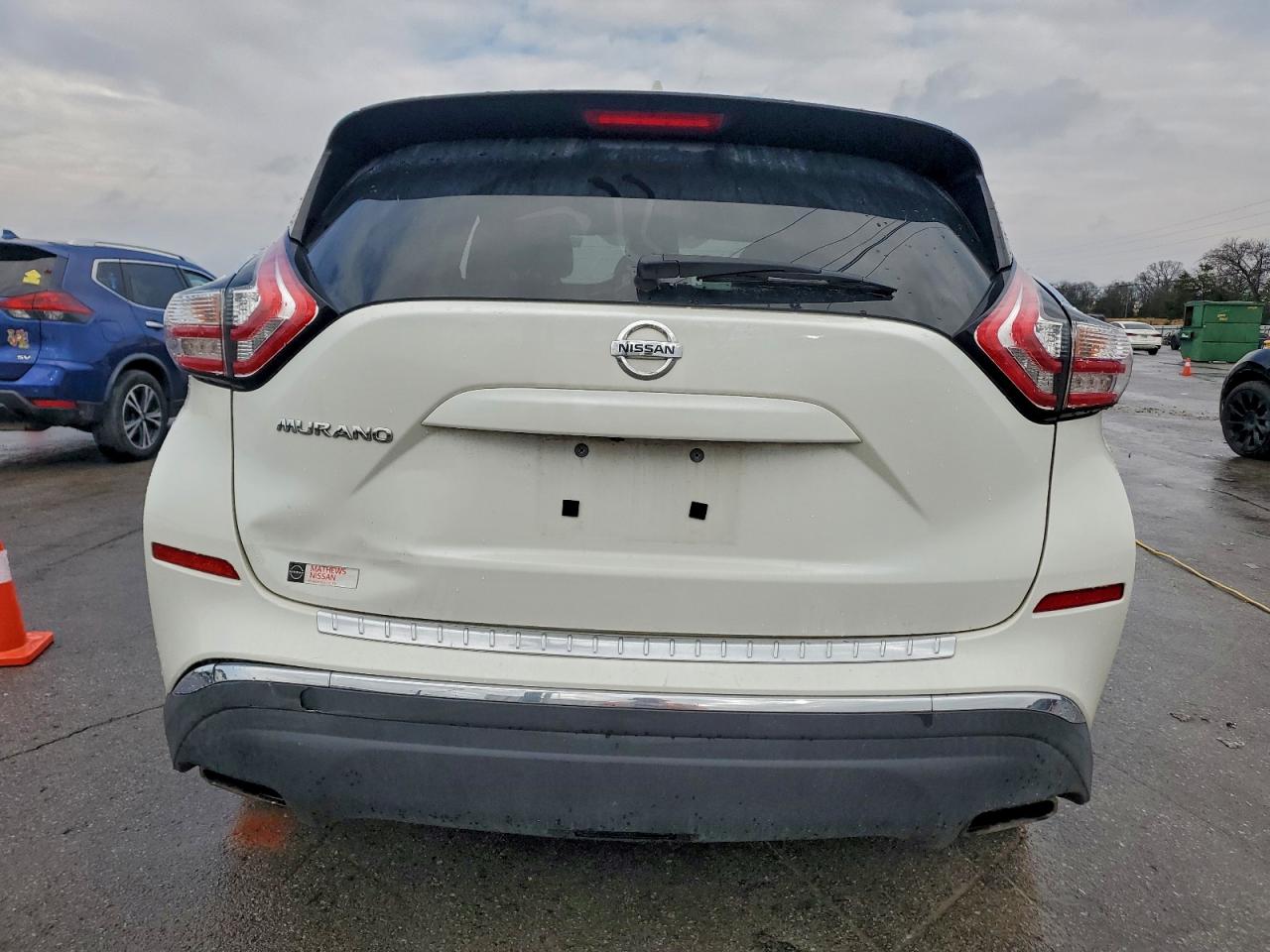 Nissan Murano S Image 6