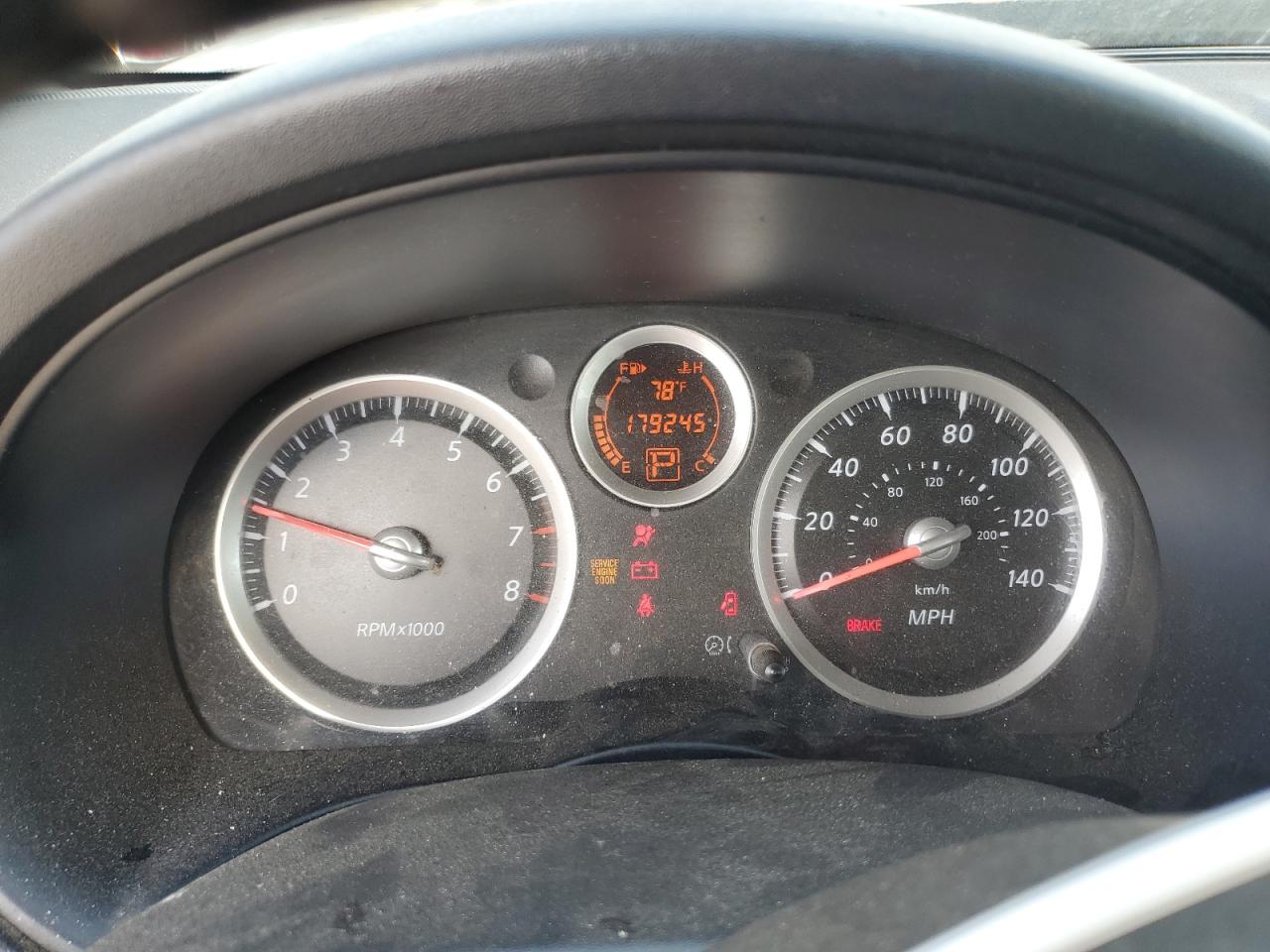 Nissan Sentra 2.0 Image 6