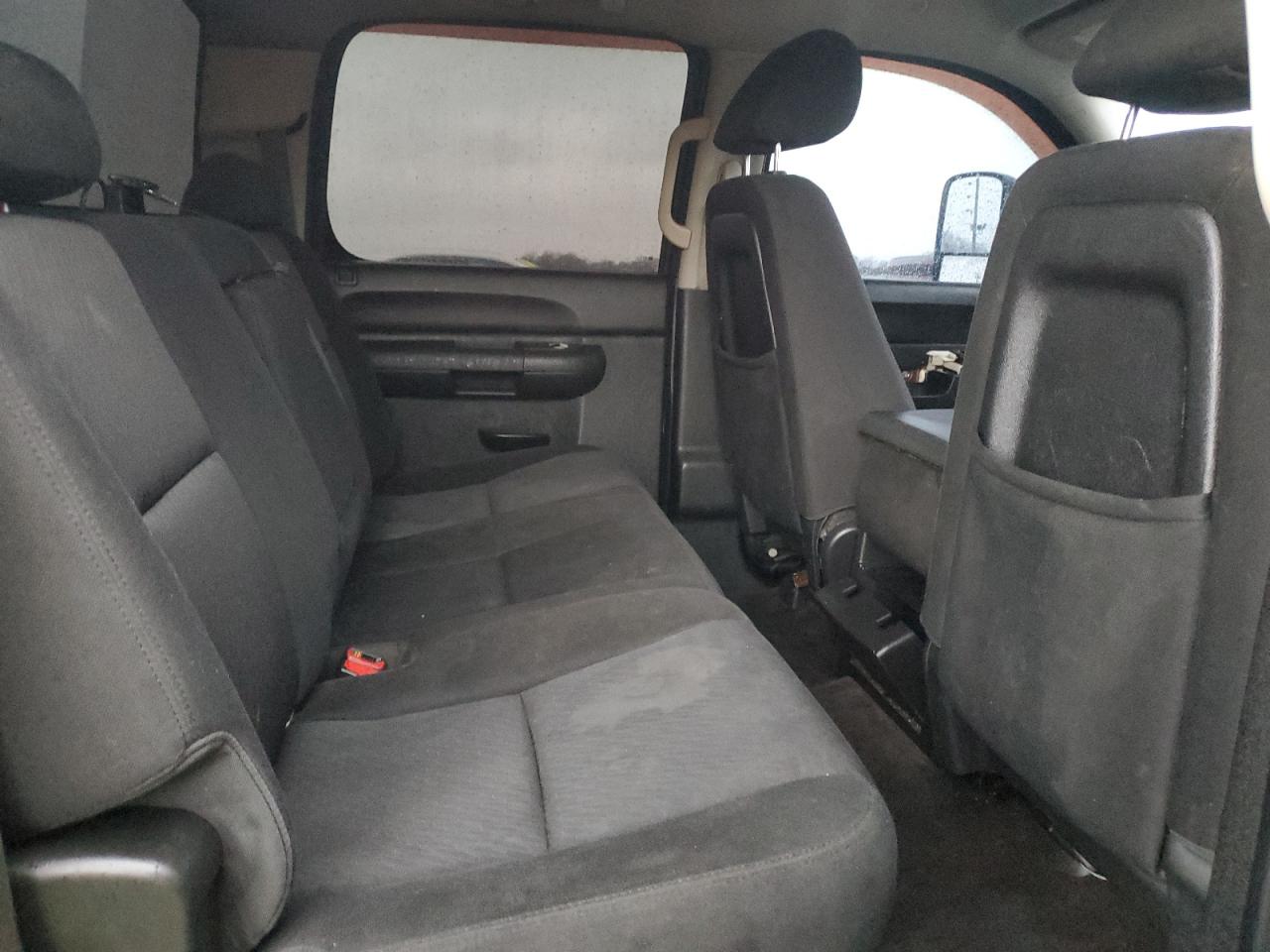 Chevrolet Silverado C2500 Heavy Duty Lt Image 9