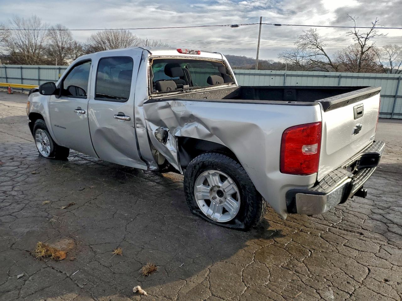 Chevrolet Silverado K1500 Lt Image 7