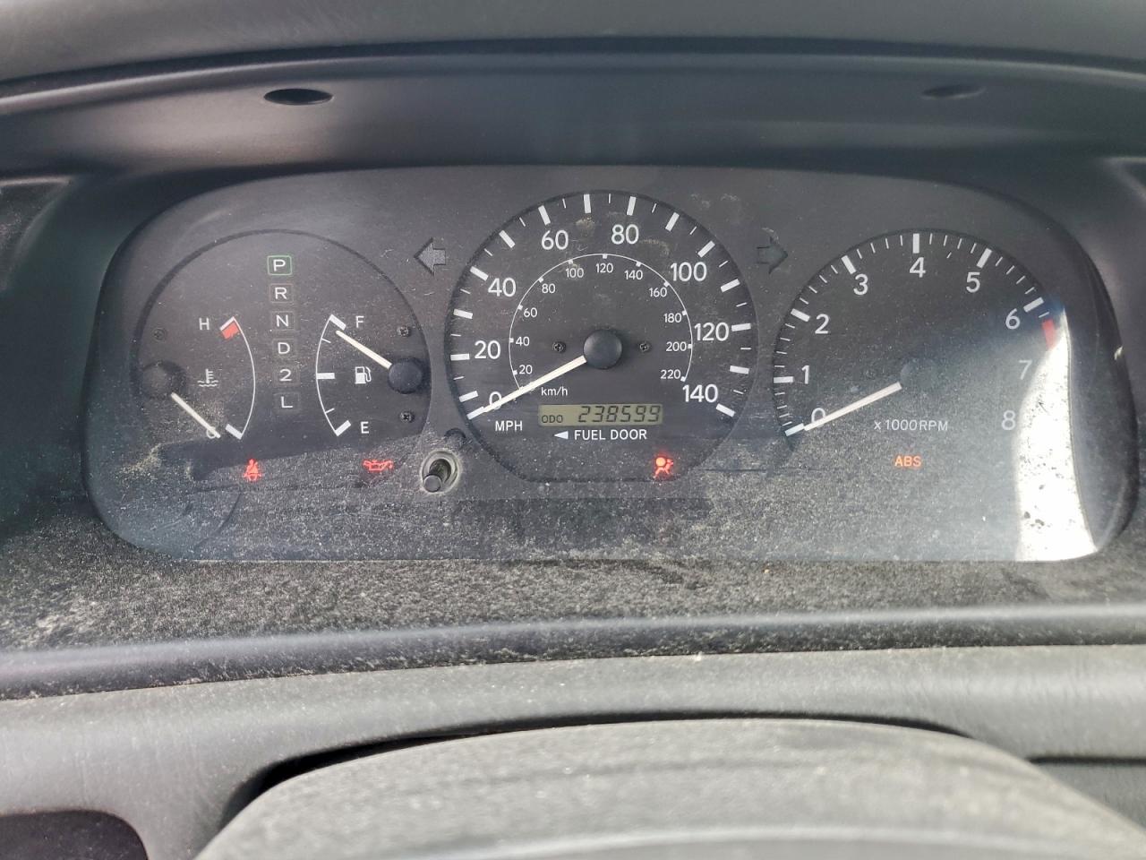 Toyota Camry Ce Image 7