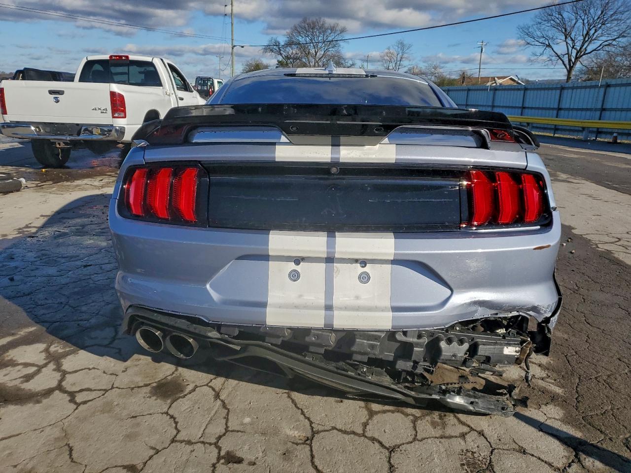 Ford Mustang Shelby Gt500 Image 4