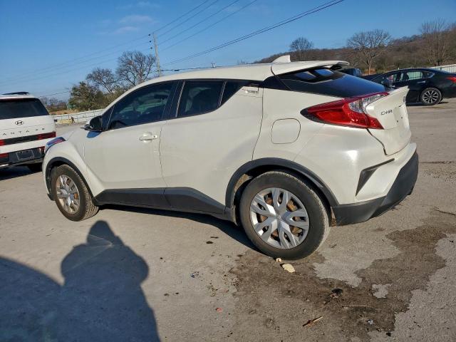 Toyota C-HR Xle Image 4