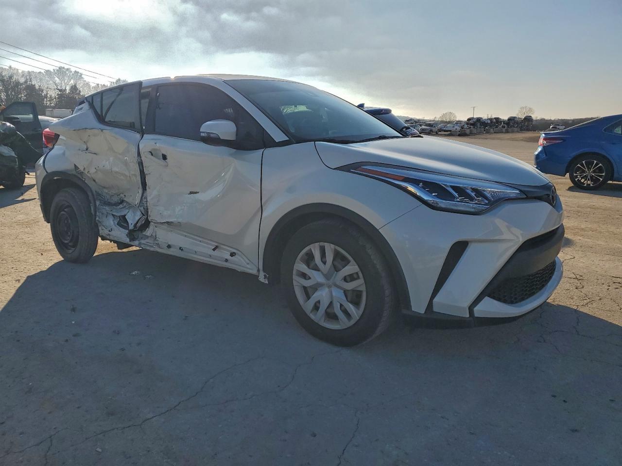 Toyota C-HR Xle Image 5