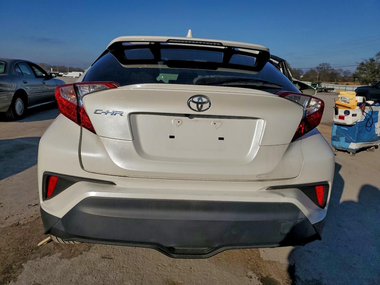 Toyota C-HR Xle Image 2