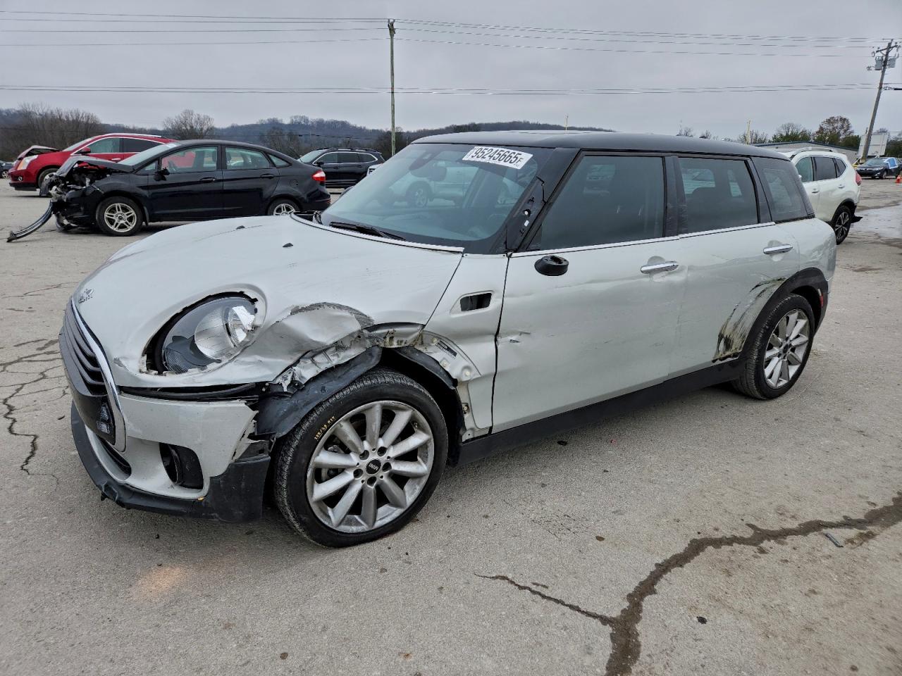 MINI Cooper Clubman Image 1