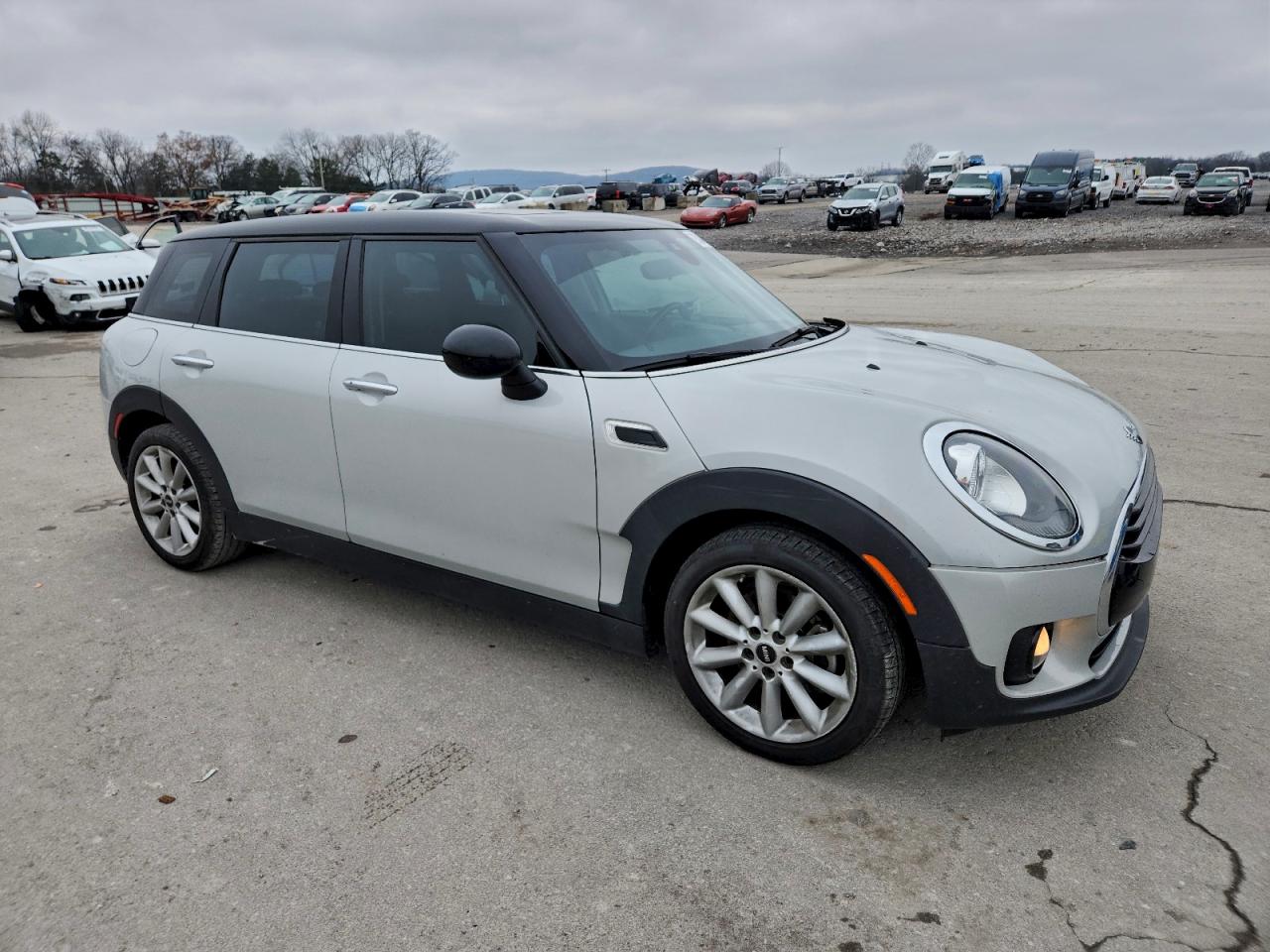 MINI Cooper Clubman Image 4