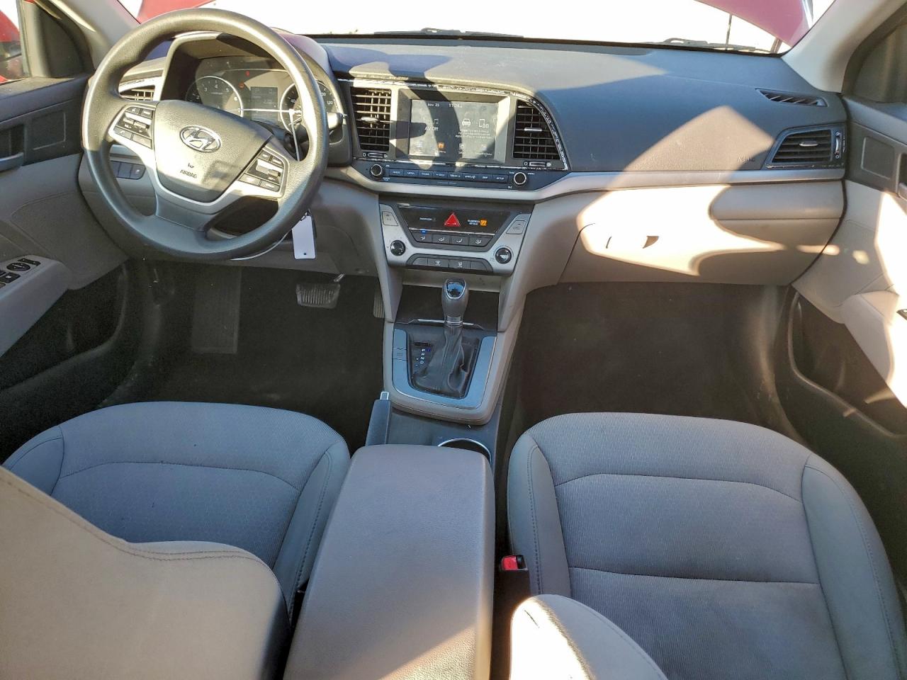 Hyundai ELANTRA Se Image 2