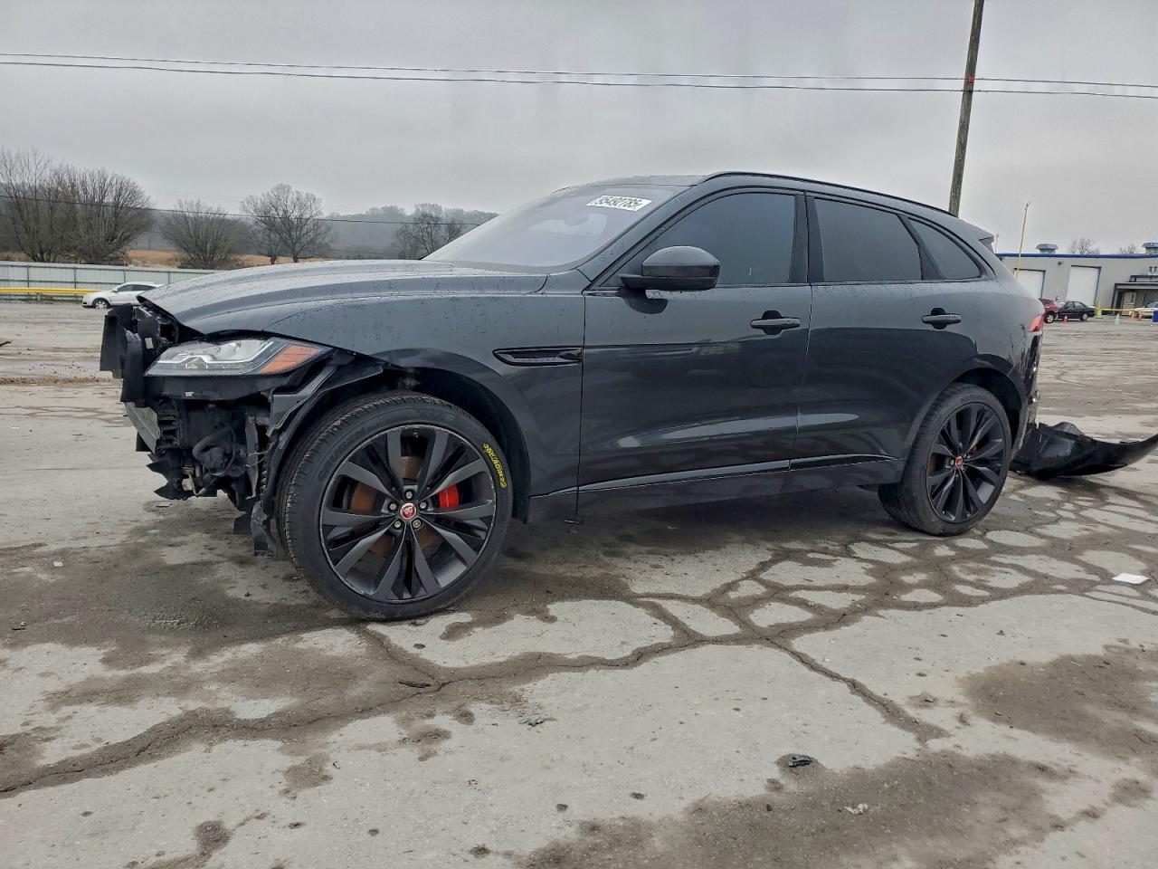 Jaguar F-PACE S Image 1