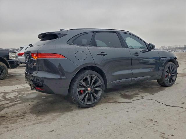 Jaguar F-PACE S Image 8