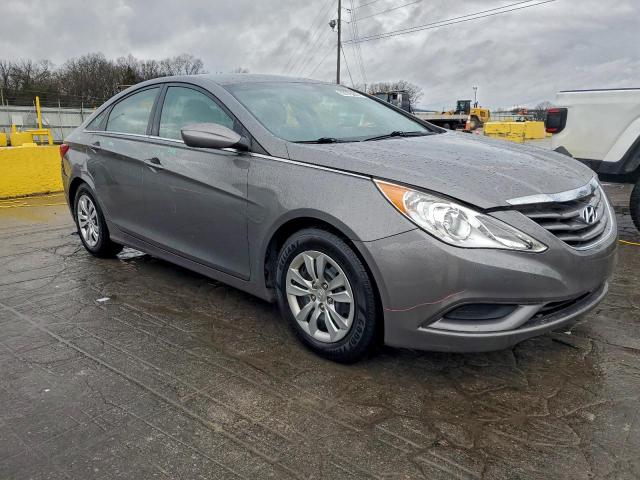 Hyundai SONATA Gls Image 3