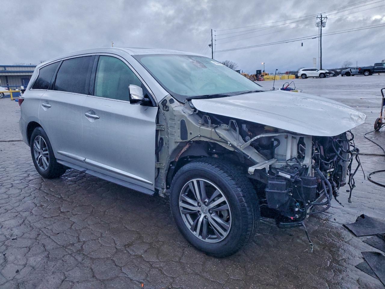 INFINITI Qx Luxe Image 4