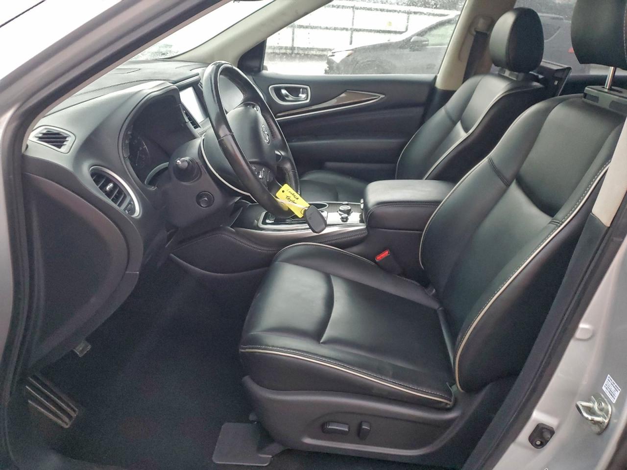 INFINITI Qx Luxe Image 7