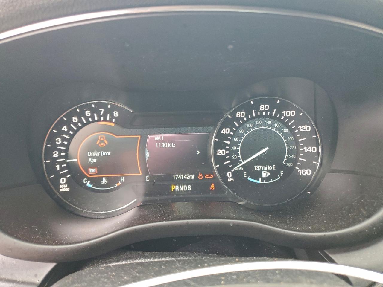 Lincoln MKC Premiere Image 11