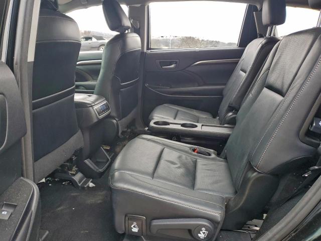 Toyota Highlander Limited Image 3