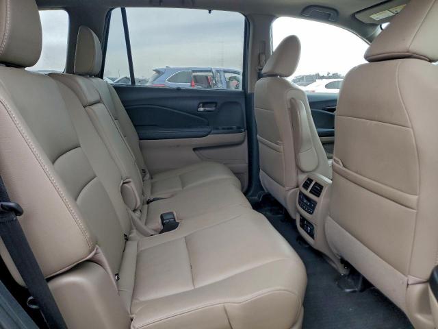 Honda Pilot Touring Image 12