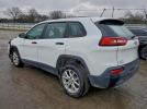 Jeep Grand Cherokee Sport Image 2