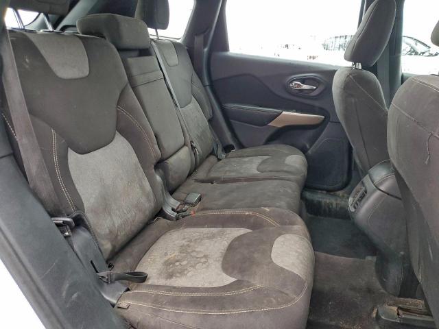 Jeep Grand Cherokee Sport Image 10