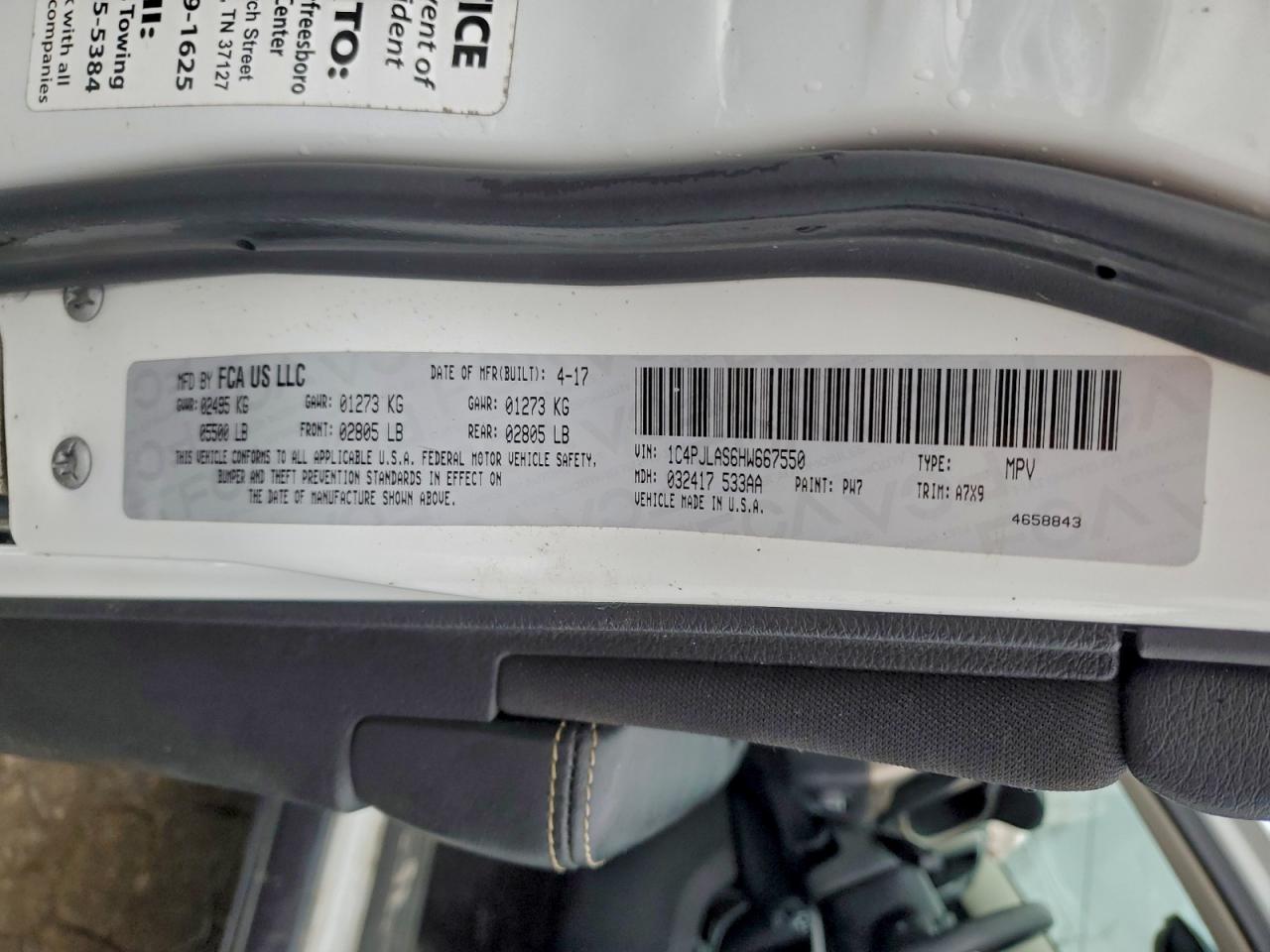 Jeep Grand Cherokee Sport Image 12