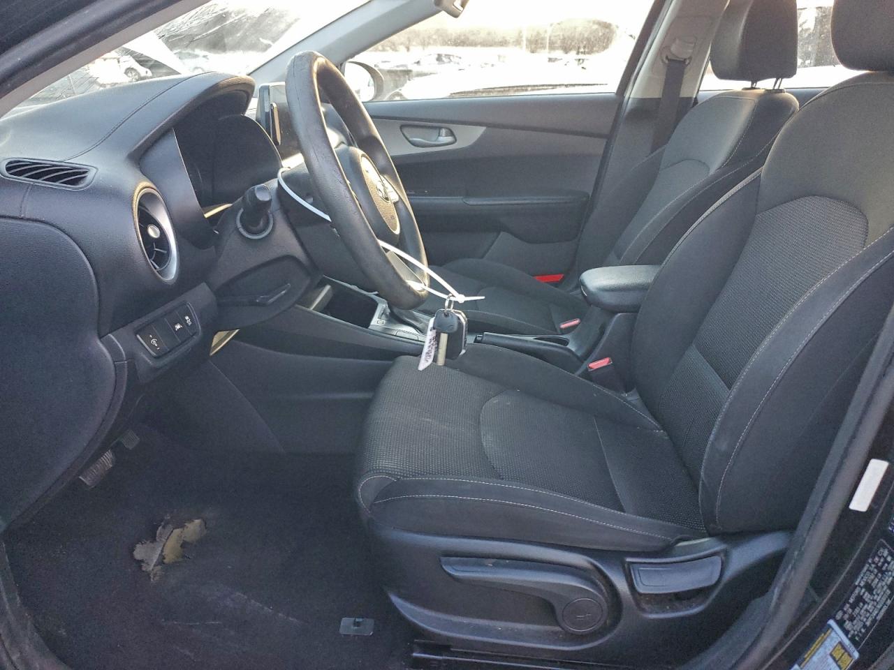 Kia Forte Fe Image 8