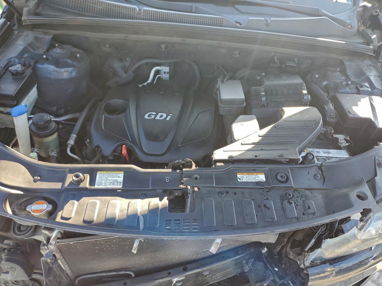 Kia Sorento Base Image 12