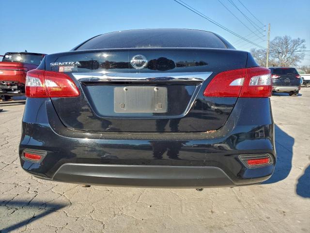 Nissan Sentra S Image 2