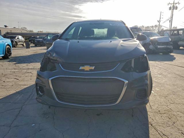 Chevrolet Sonic Image 8