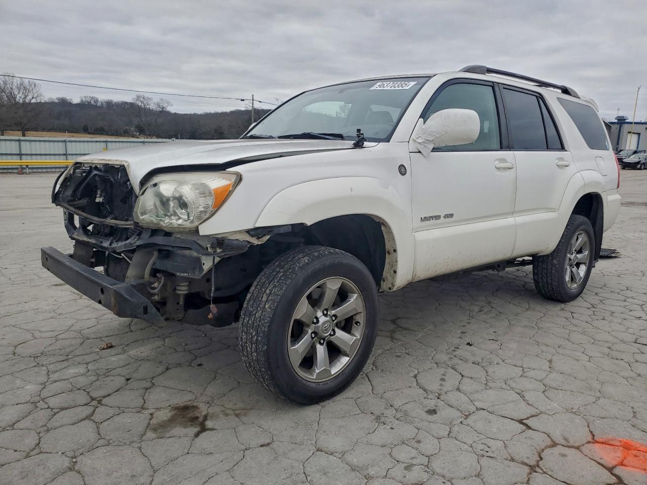 Toyota 4Runner Limited Image 1