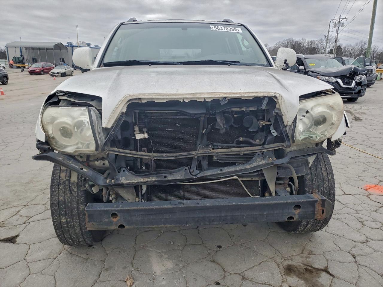 Toyota 4Runner Limited Image 5