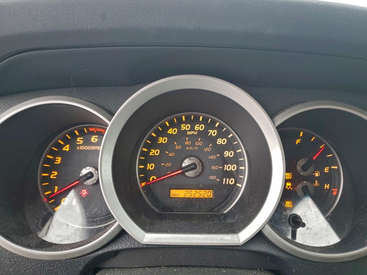 Toyota 4Runner Limited Image 6